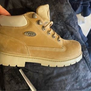 Lugz Size 5.5 like new!